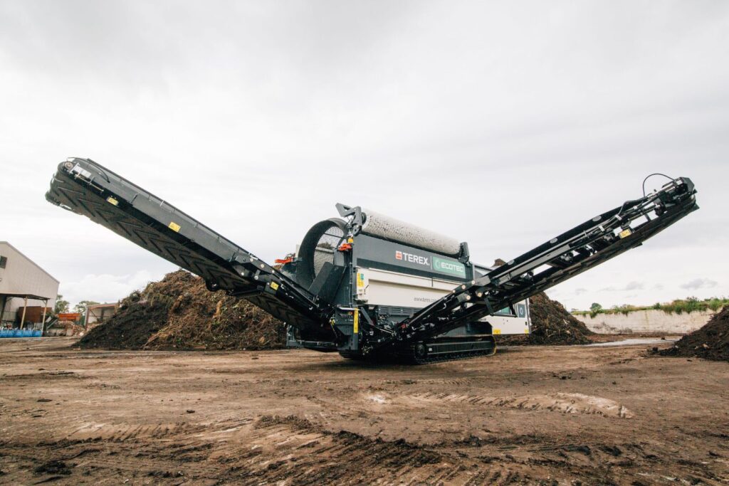 Ecotec 518 tracked trommel screener