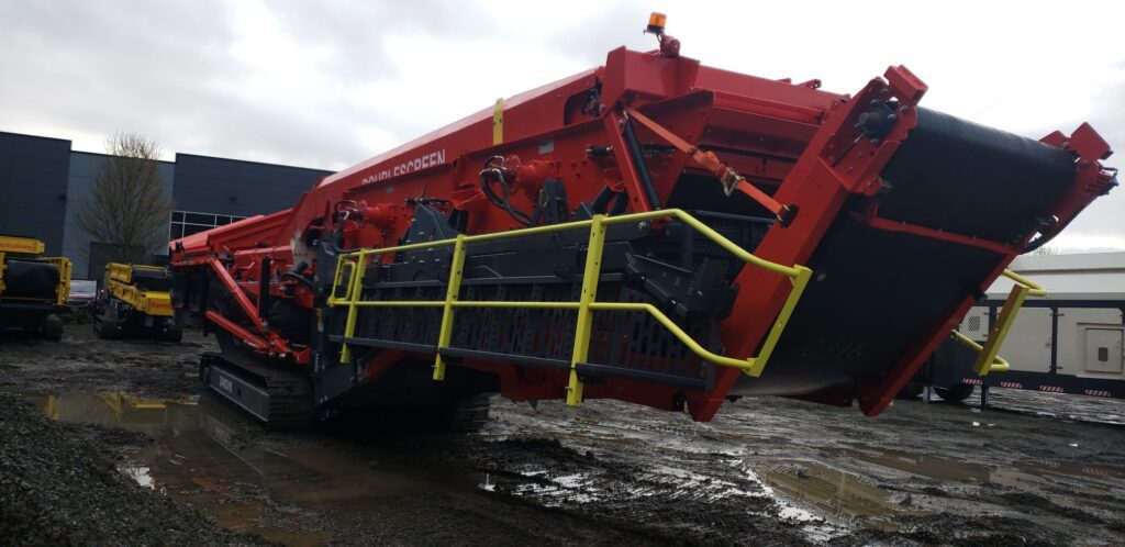 Sandvik QA411 screen plant.